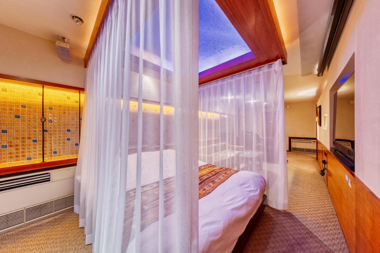 Hotel Lotus Chiba -Adult Only Yachiyo Екстериор снимка
