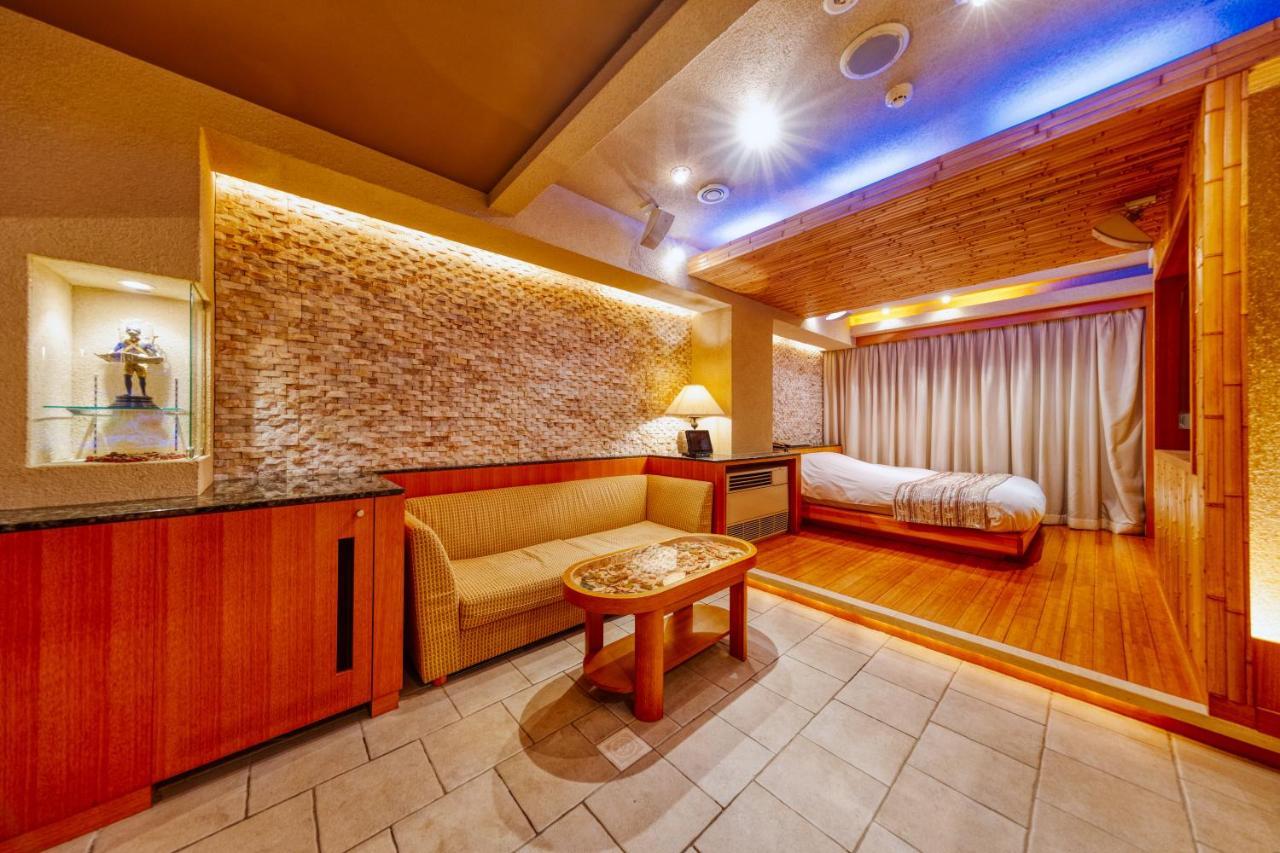 Hotel Lotus Chiba -Adult Only Yachiyo Екстериор снимка
